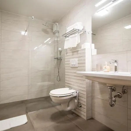 Hotel Prebold 3*