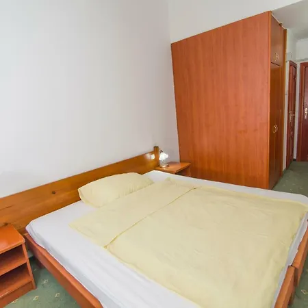 ホテル ガルニ スポーツ ホテル